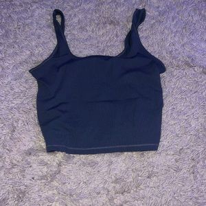 Hollister Crop